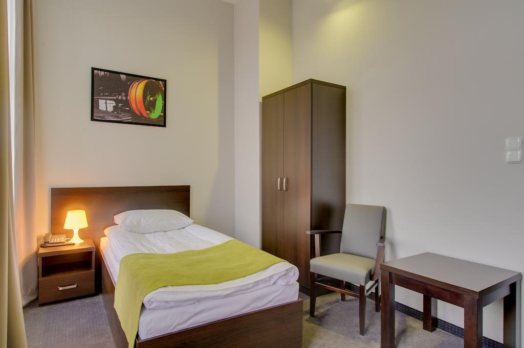 Hotel Grepielnia Bílsko-Bělá Pokoj fotografie